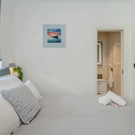 Apartamento Modern Two-bedroom Iva Stobrec *