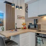 Modern Two-bedroom Iva Stobrec
