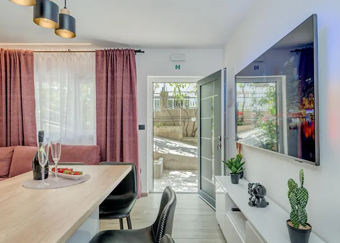 Apartament Modern Two-bedroom Iva Stobrec *