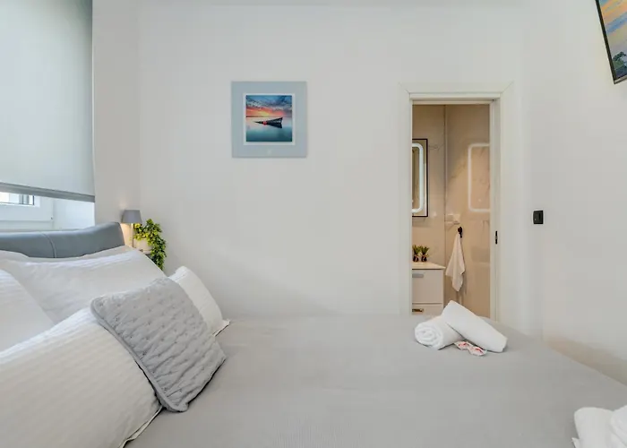 Apartament Modern Two-bedroom Iva Stobrec *